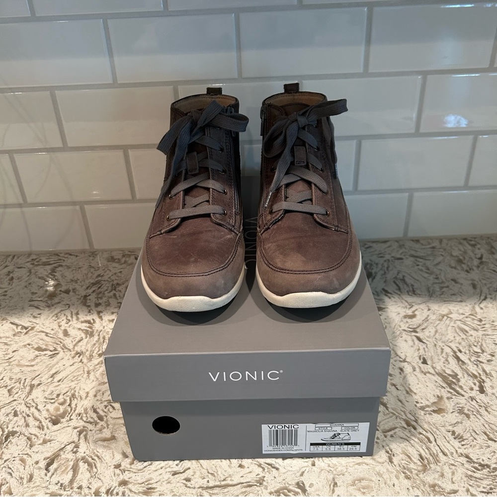 Vionic Women’s Shoes